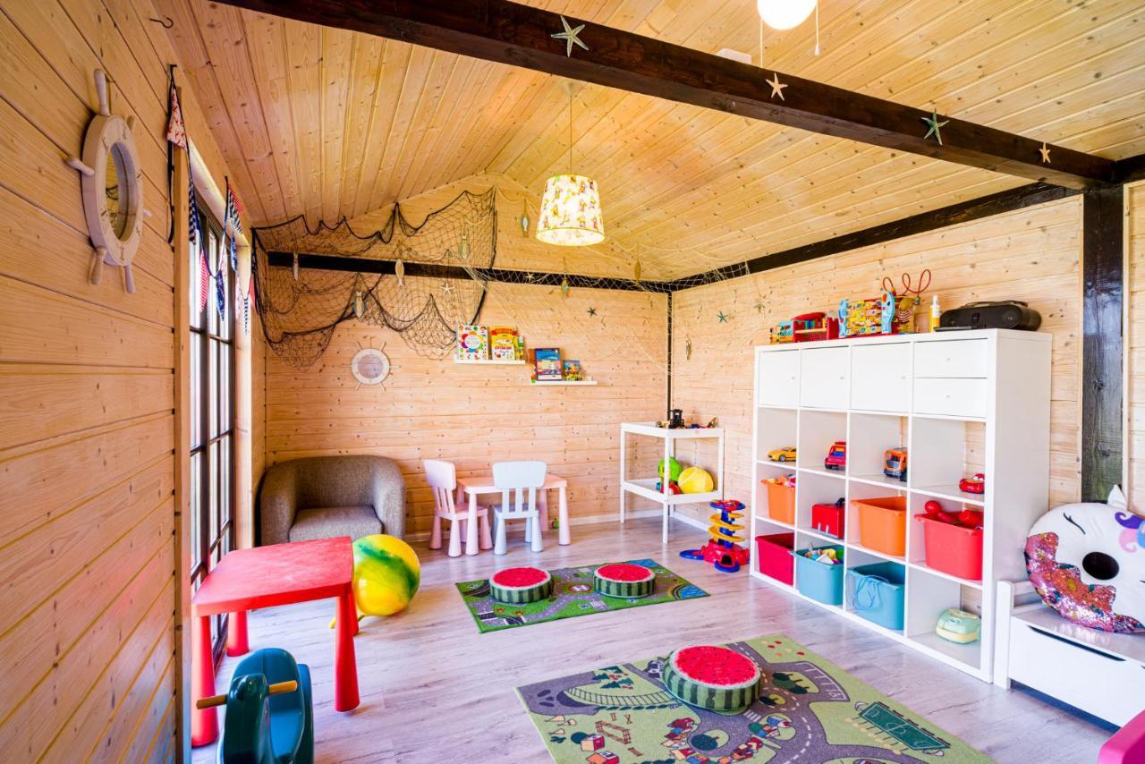 Zielone Wzgorze Villa Миелно Екстериор снимка